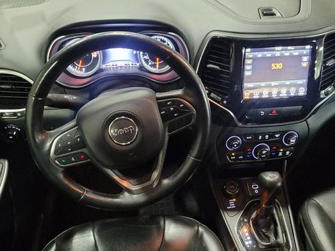 Used 2019 Jeep Cherokee Limited AWD/4WD image 22