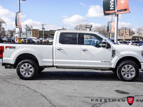 Used 2022 Ford F350 Platinum w/ FX4 Off-Road Package AWD/4WD image 27