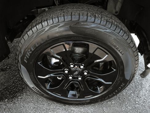 Used 2022 Ford F150 XLT w/ Equipment Group 302A High AWD/4WD image 9