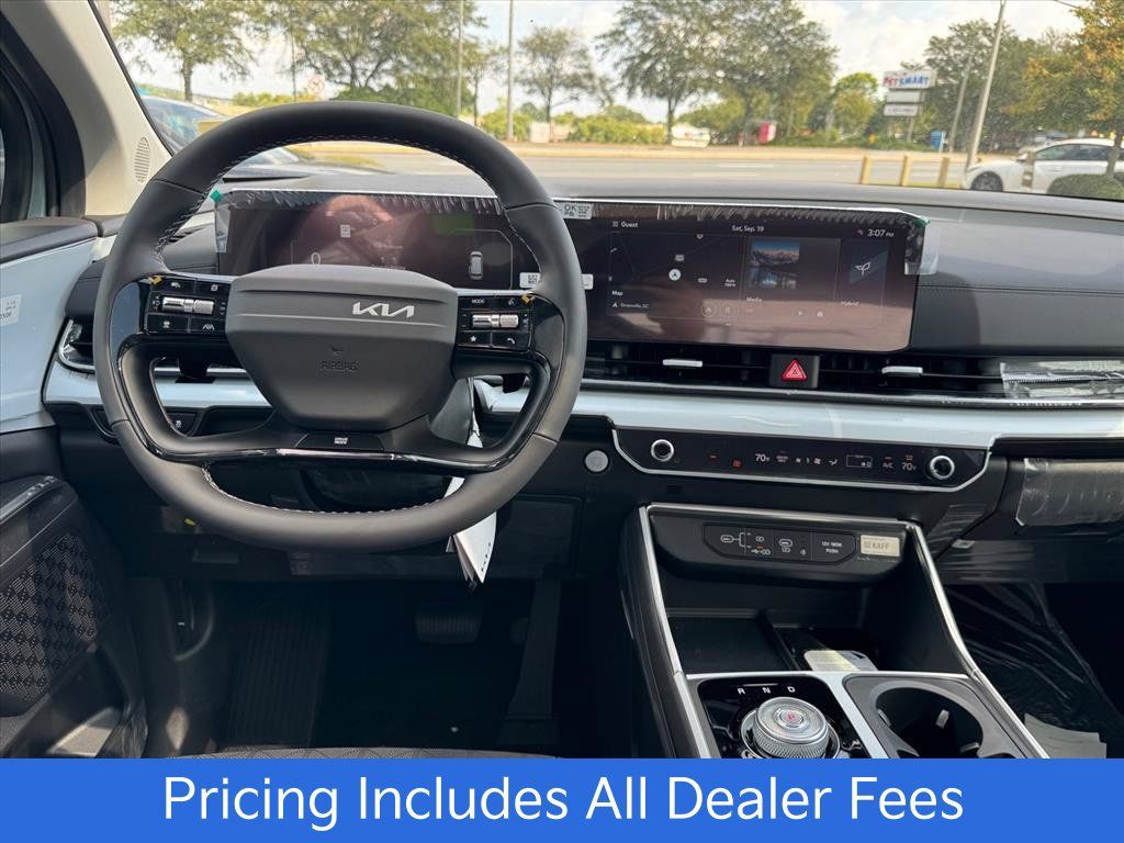 New 2027 Kia Carnival SX FWD image 11