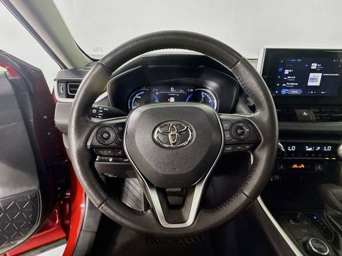 Certified 2025 Toyota RAV4 XLE w/ Convenience Package AWD/4WD image 13
