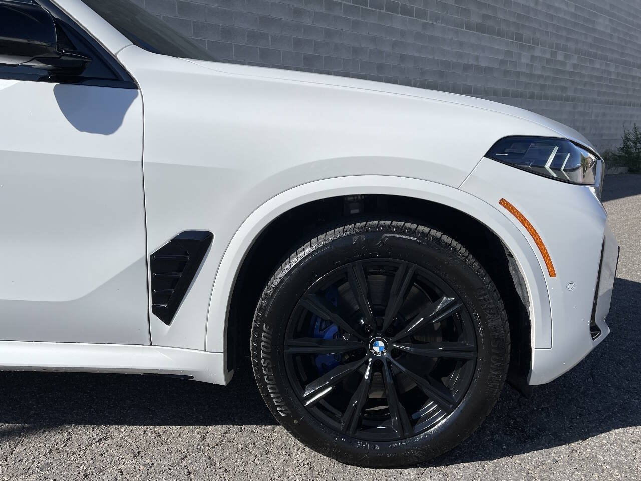 Used 2026 BMW X5 M60i AWD/4WD image 4