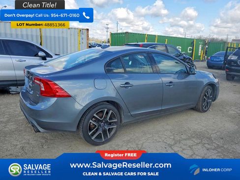 Used 2017 Volvo S60 T5 Dynamic w/ Vision Package image 4