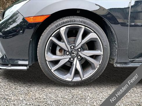 Used 2018 Honda Civic Sport image 8