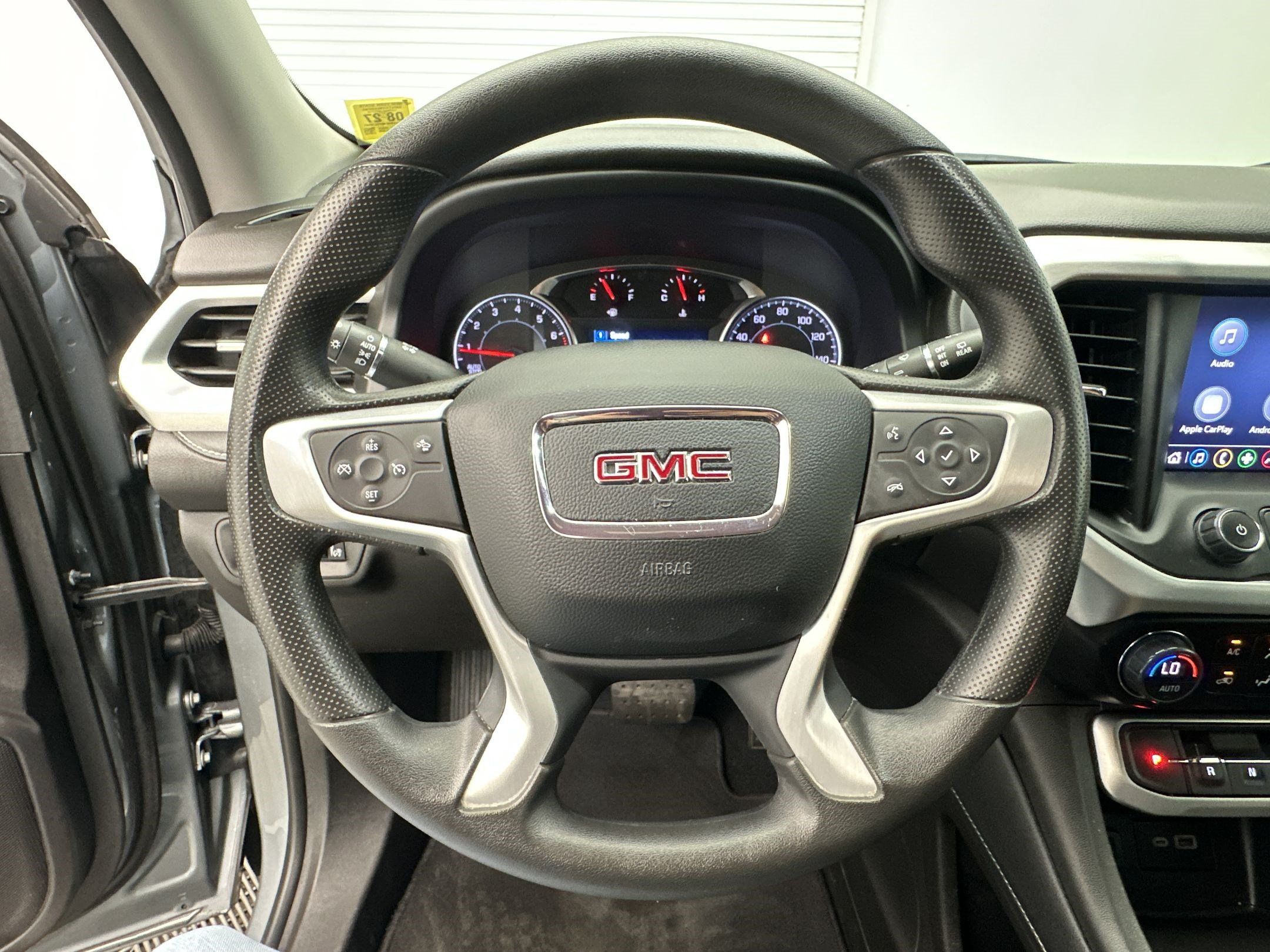 Certified 2023 GMC Acadia SLE w/ Driver Convenience Package AWD/4WD image 11