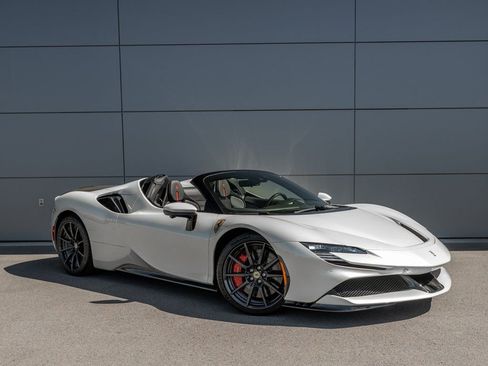 Certified 2023 Ferrari SF90 Spider AWD/4WD image 5