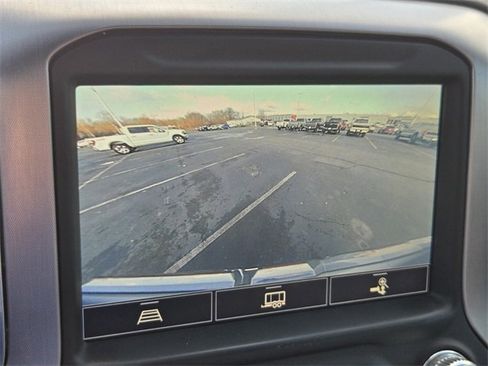 Used 2021 GMC Sierra 1500 SLT image 24