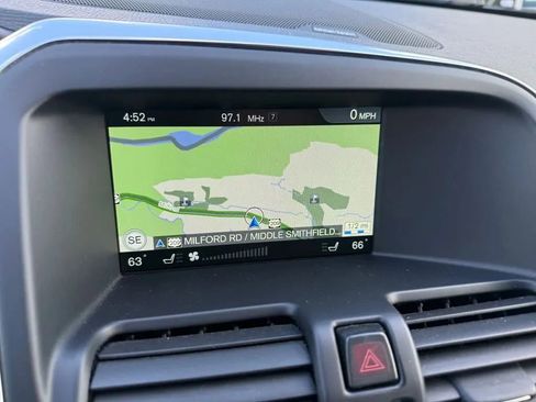 Used 2017 Volvo XC60 T6 Inscription w/ Advanced Package AWD/4WD image 21