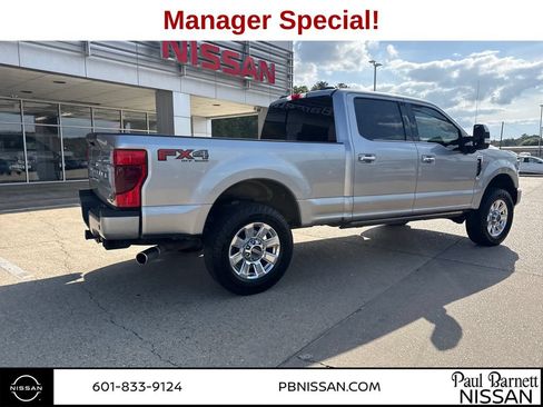 Used 2021 Ford F250 Platinum w/ FX4 Off-Road Package AWD/4WD image 12