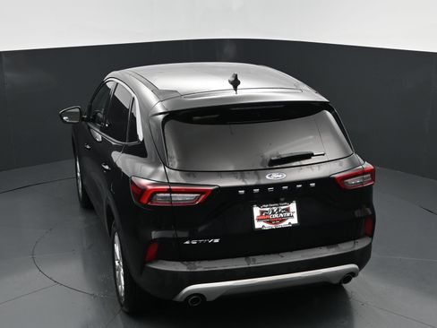 Used 2024 Ford Escape Active w/ Cold Weather Package FWD image 31