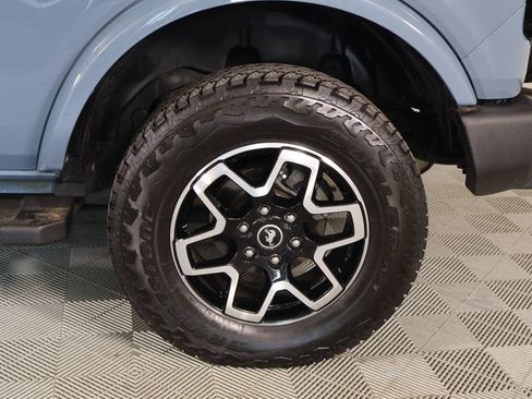 Used 2022 Ford Bronco Outer Banks AWD/4WD image 19