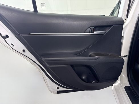 Used 2021 Toyota Camry LE FWD image 25