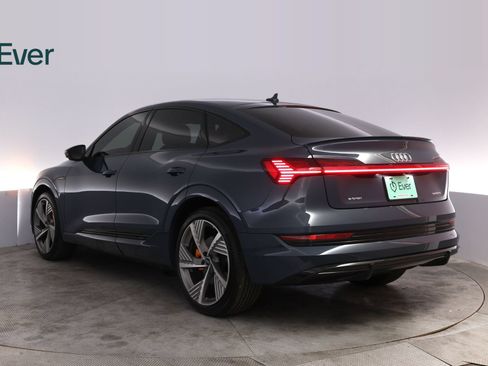 Used 2022 Audi e-tron Prestige AWD/4WD image 17