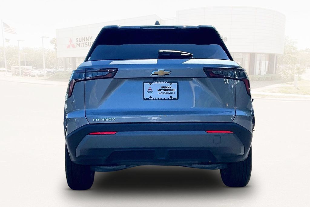 Used 2025 Chevrolet Equinox LT FWD image 5