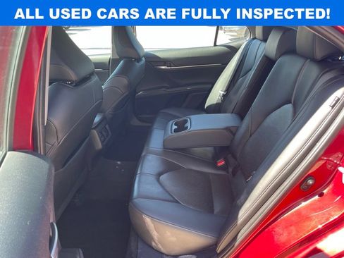 Used 2022 Toyota Camry XLE FWD image 10