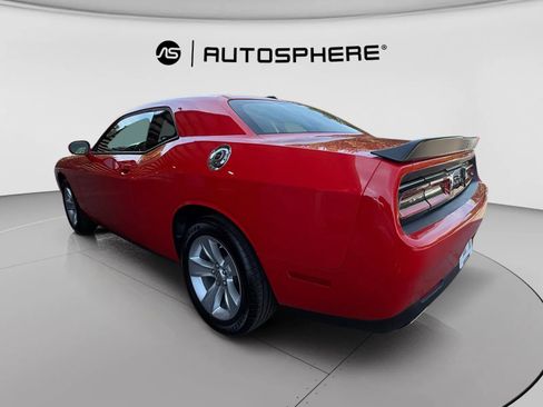 Used 2023 Dodge Challenger SXT RWD image 7