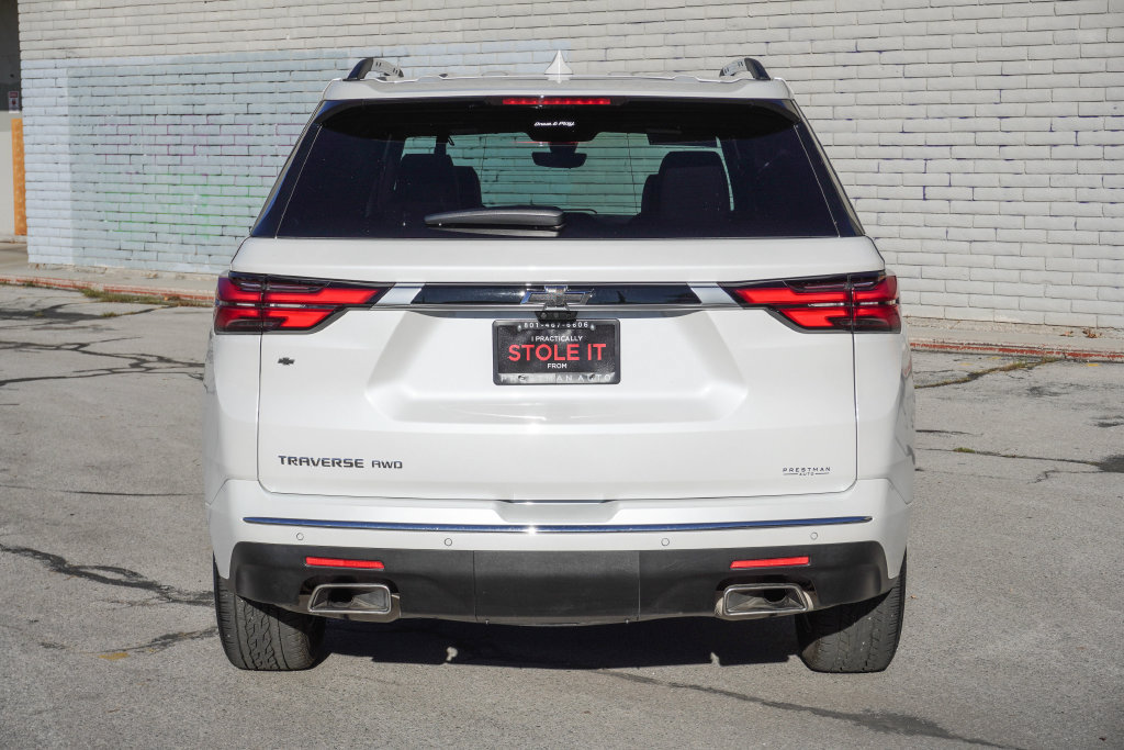 Used 2023 Chevrolet Traverse High Country w/ LPO, Floor Liner Package AWD/4WD image 14