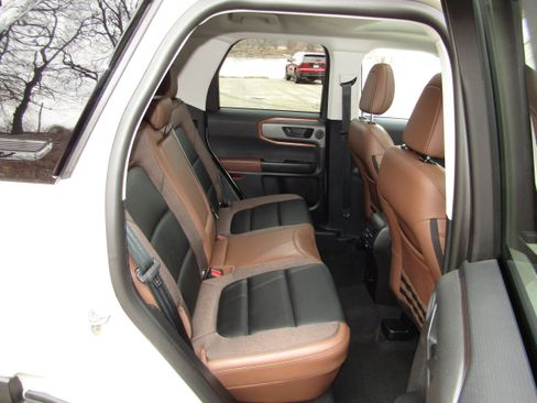 Used 2025 Ford Bronco Sport Outer Banks w/ Outer Banks Tech Package+ image 26