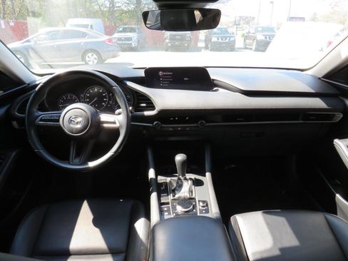 Used 2021 MAZDA MAZDA3 s image 22