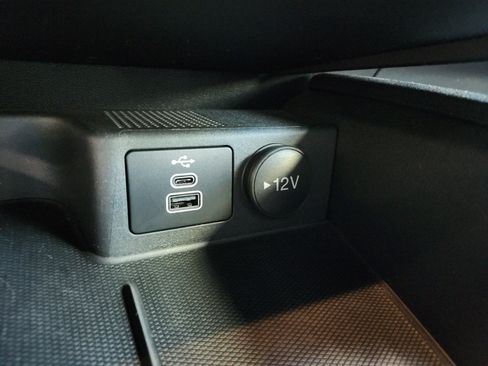 Certified 2024 Ford Escape ST-Line w/ Tech Pack #1 image 31