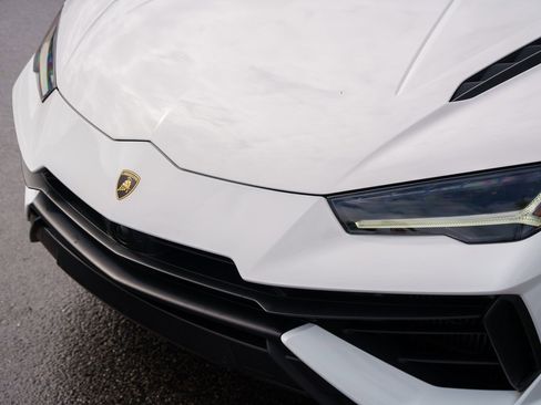 Used 2023 Lamborghini Urus S image 30