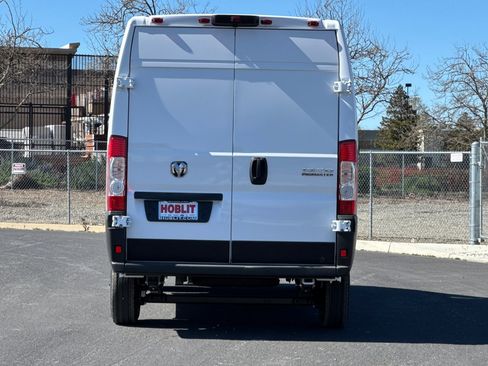 New 2026 RAM ProMaster 1500 w/ Quick Order Package 22G SLT image 4