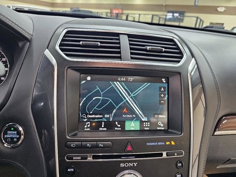 Used 2018 Ford Explorer Platinum AWD/4WD image 34