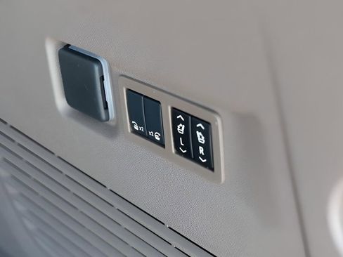 New 2026 GMC Yukon XL Denali w/ Denali Reserve Package image 30