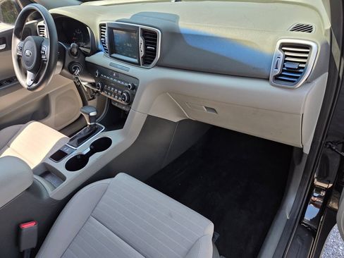 Used 2019 Kia Sportage LX w/ LX Popular Package FWD image 18