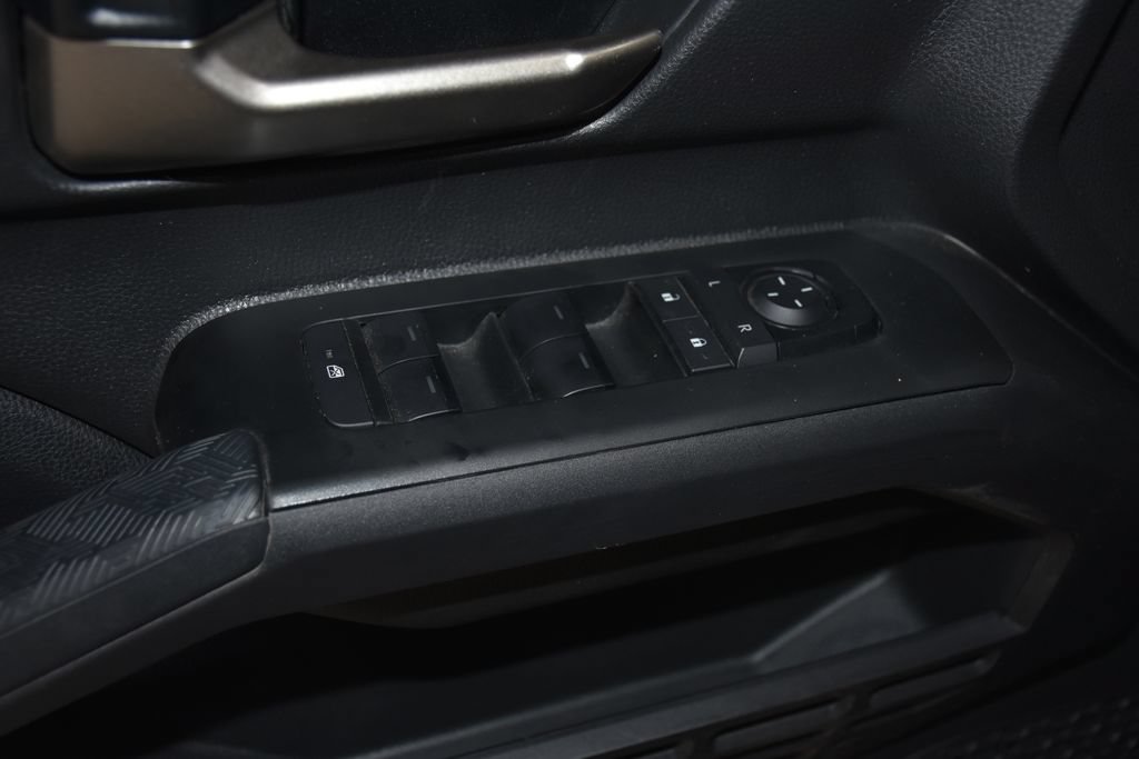 Used 2025 Toyota Tacoma TRD Off-Road AWD/4WD image 26
