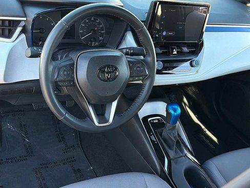 Used 2024 Toyota Corolla SE image 8