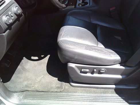 Used 2013 Chevrolet Suburban LT w/ Suspension Package, Off-Road AWD/4WD image 27