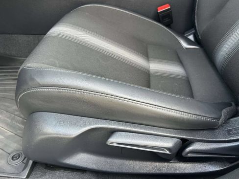Used 2023 Honda Civic Sport image 14