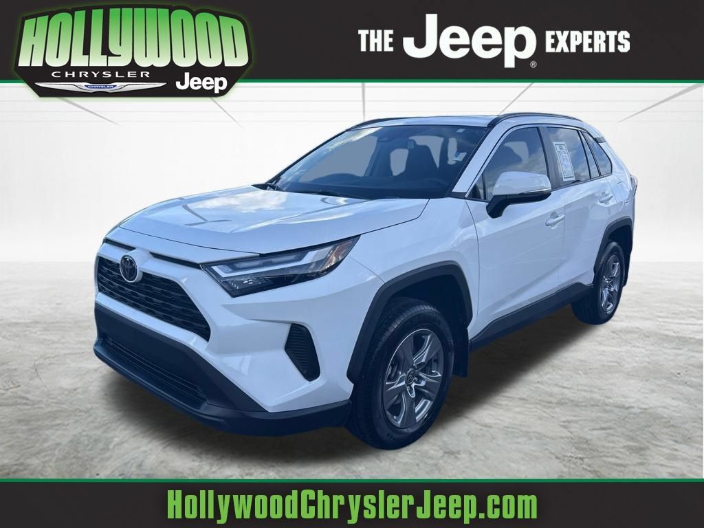 Used 2024 Toyota RAV4 XLE w/ Convenience Package FWD 360° Tour