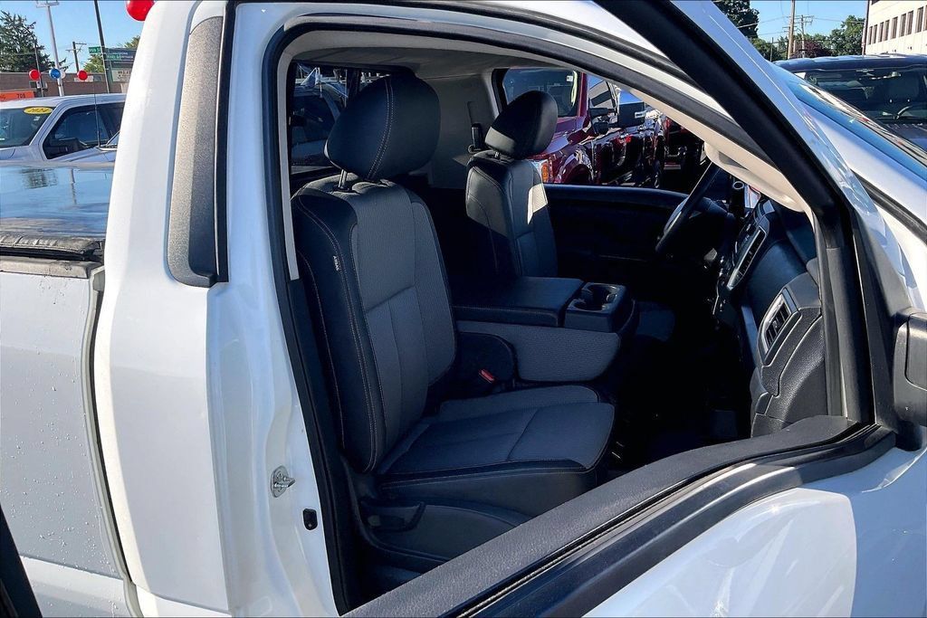 Used 2019 Nissan Titan S w/ S Utility Package AWD/4WD image 6