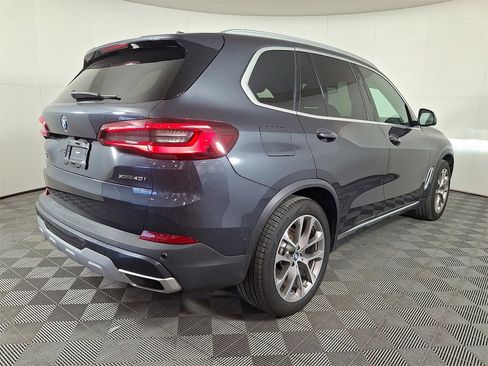 Used 2022 BMW X5 xDrive40i w/ Premium Package image 10