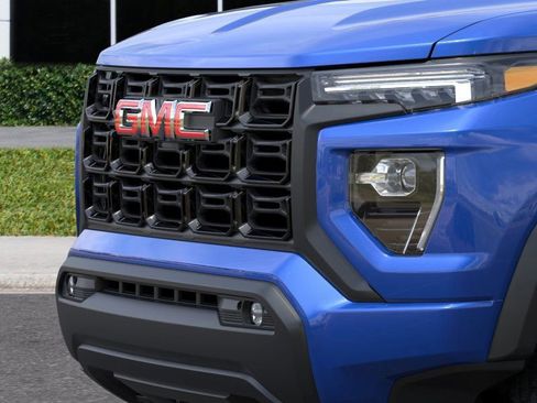 New 2025 GMC Canyon Elevation w/ Convenience Package image 13