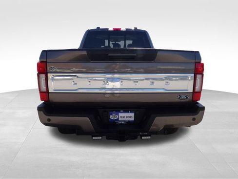 Used 2020 Ford F250 Limited image 6