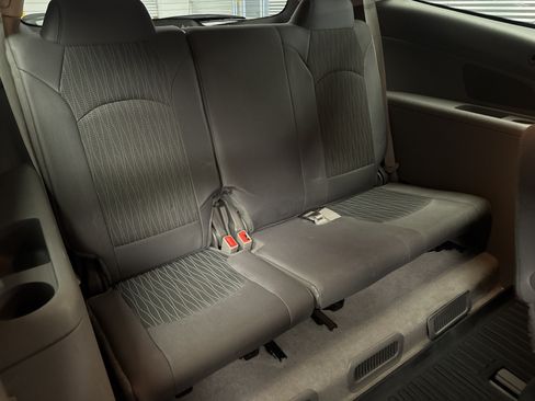 Used 2016 Chevrolet Traverse LT FWD image 15