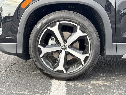 New 2026 Volkswagen Tiguan SE image 9