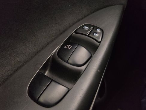 Used 2017 Nissan Sentra NISMO w/ NISMO Premium Package image 27