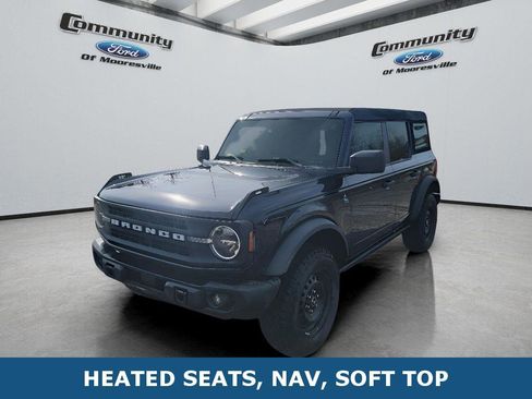 Used 2023 Ford Bronco Black Diamond image 1