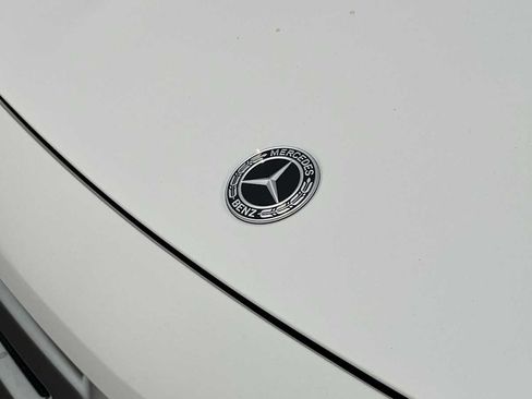 Used 2026 Mercedes-Benz GLB 250 4MATIC image 23