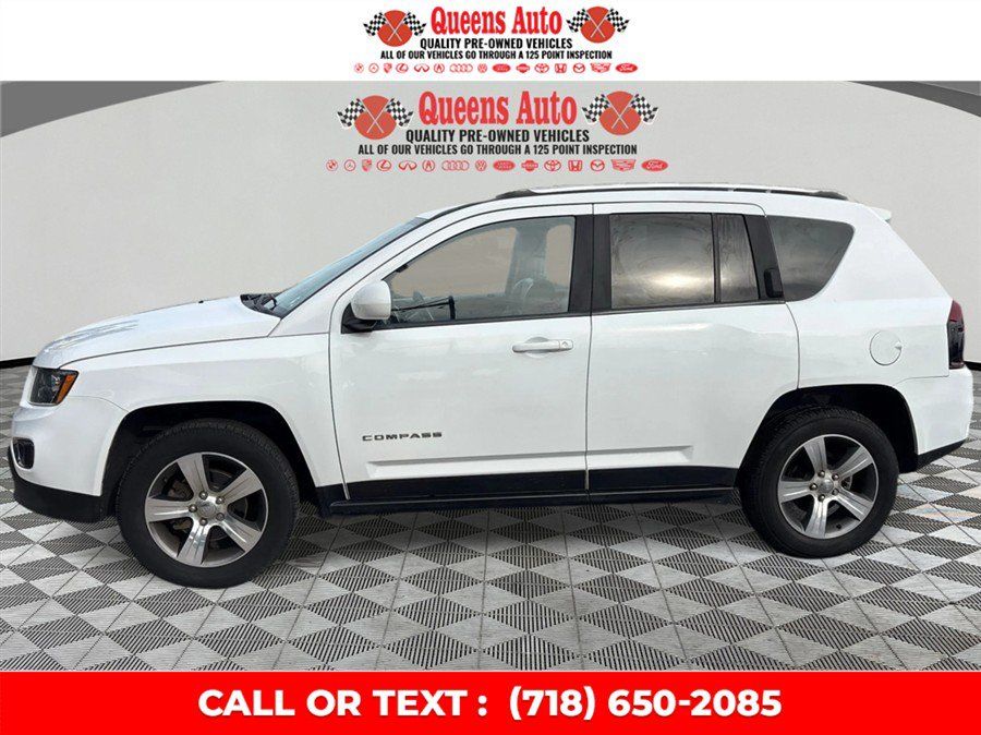 Used 2017 Jeep Compass High Altitude AWD/4WD image 3