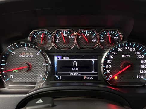 Used 2018 Chevrolet Silverado 1500 LTZ Z71 image 18