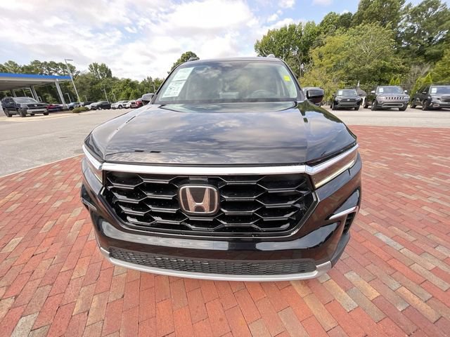 Certified 2025 Honda Pilot Touring image 30