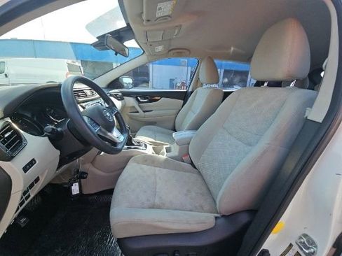 Used 2019 Nissan Rogue Sport SV image 5