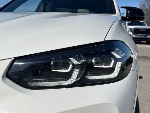 Used 2022 BMW X3 M40i image 12
