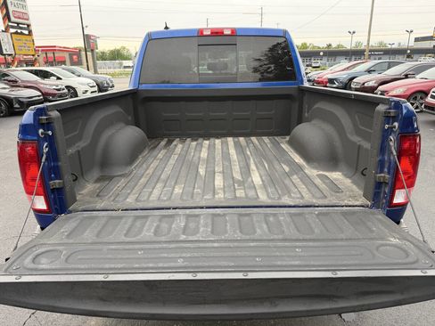 Used 2017 RAM 1500 Big Horn AWD/4WD image 36