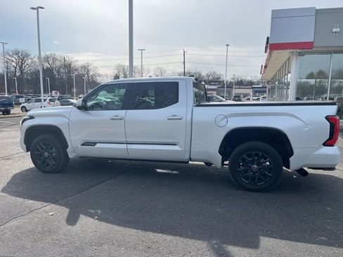 Used 2024 Toyota Tundra Platinum image 4